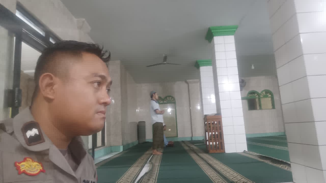 Bhabinkamtibmas Polsek Cikupa Gelar Subuh Keliling dan Sampaikan Imbauan Kamtibmas