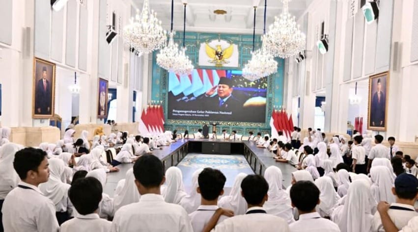 IMG-20260519-WA0059 Belajar Langsung di Jantung Pemerintahan, Ratusan Pelajar dan Mahasiswa Antusias Ikuti “Istana untuk Anak Sekolah”