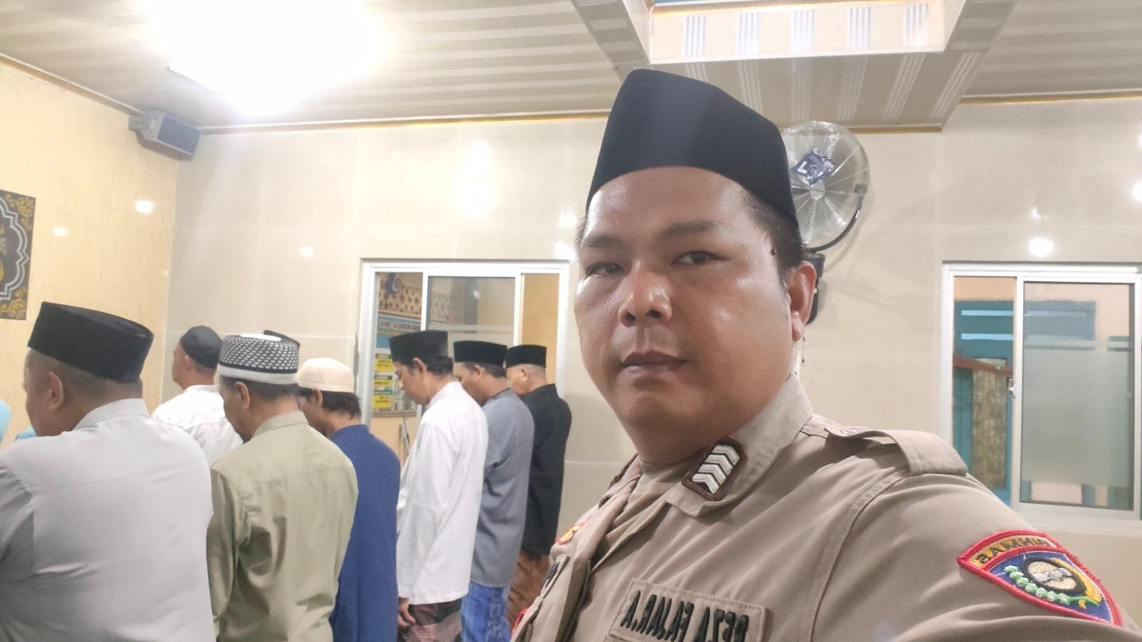 IMG-20260521-WA0033 Bhabinkamtibmas Polsek Cikupa Gelar Subuh Keliling dan Edukasi Kamtibmas di Desa Bojong