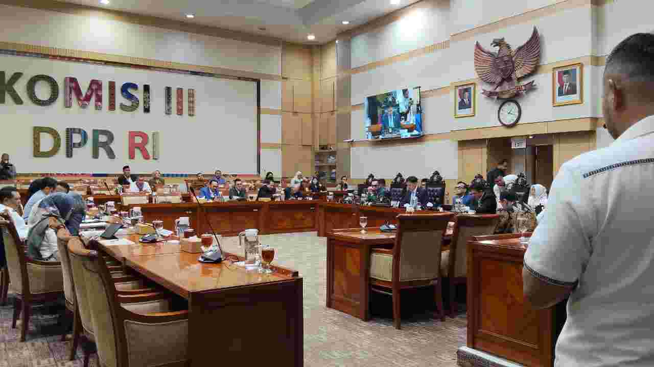 Pembahasan Awal RUU Polri Digelar 25 Mei 2026, Isu Netralitas hingga Pengawasan