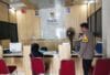 Bhabinkamtibmas Desa Bitung Jaya Sambangi Perangkat Desa, Perkuat Sinergitas Kamtibmas