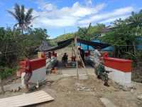 FB_IMG_1781070062616 Pembangunan Jembatan Garuda Capai 95 Persen, Personil Kodim 1505/Tidore dan Warga Lakukan Tahap Finishing Pengecatan