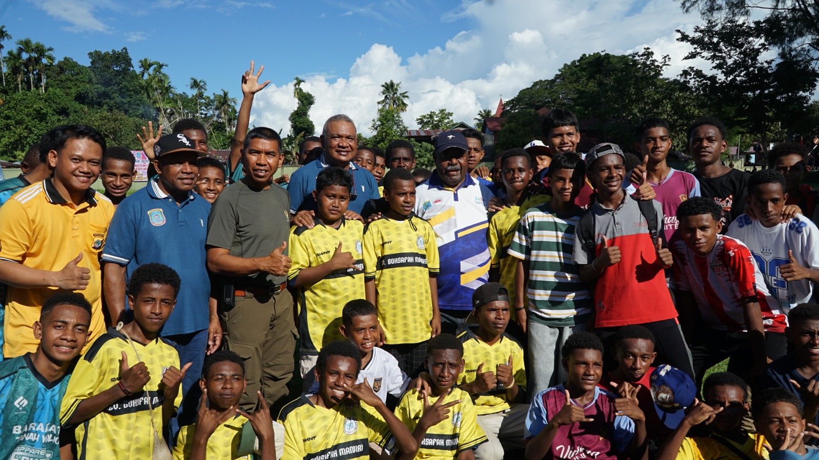 IMG-20260602-WA0050 Polda PBD Dukung Pembinaan Anak Papua Lewat Turnamen Sepak Bola Trophy KU-15