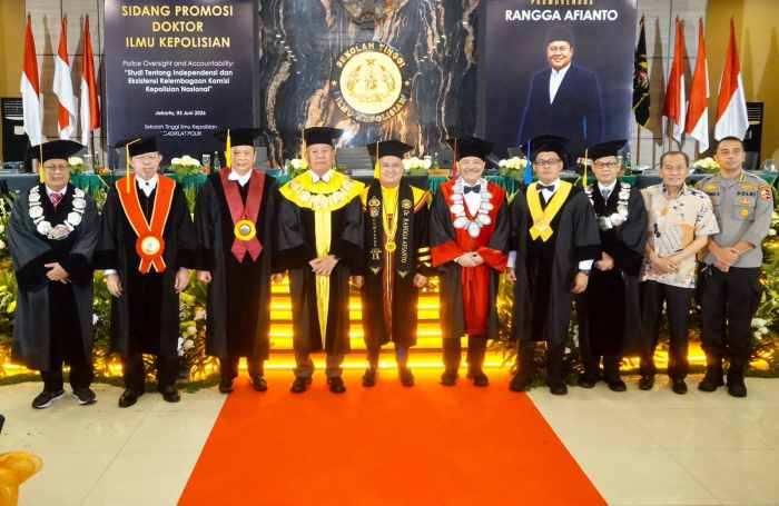Uji Sidang Terbuka Doktoral Ilmu Kepolisian STIK, Bamsoet Tegaskan Reformasi Polri Harus Diikuti Penguatan Kompolnas