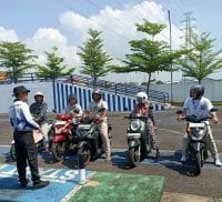 Polantas Tuban Ubah Cara Melayani, Warga Kini Bisa Konsultasi SIM, STNK, dan BPKB Sambil Beraktivitas