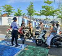 IMG-20260610-WA0022 Warga Tuban Senang: Polantas Turun Langsung, Urusan SIM dan STNK Jadi Lebih Mudah