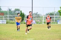 Laga Penuh Persaudaraan, Senkom FC dan Persera FC Lampung Tampilkan Sepak Bola Sportif di Panongan
