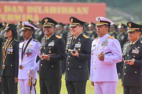 Panglima TNI Pimpin Upacara Prasetya Perwira Diktukpa TNI Integratif TA 2026 di Akademi Militer