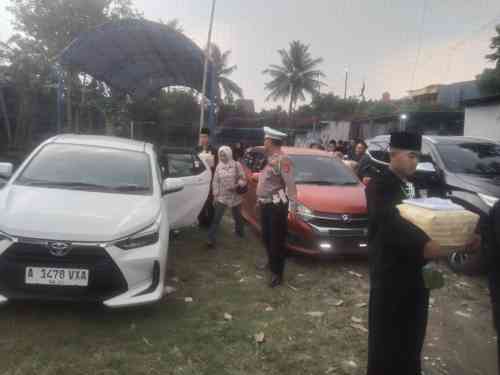 Kapolsek Cikupa Pimpin Pengamanan Pemberangkatan Warga Baru PSHT ke Padepokan