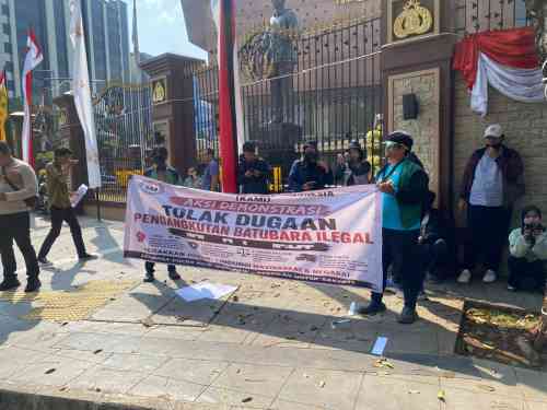 Mabes Polri Didemo KAMI, Tuntutan Mengarah pada Dugaan Penyalahgunaan Wewenang Aparat