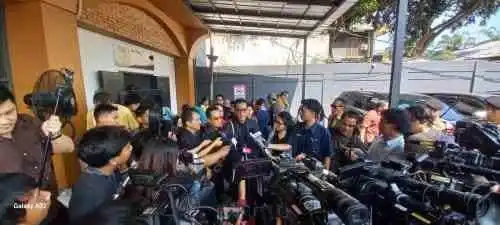 IMG-20260701-WA0027 Sidang Praperadilan Berlangsung Ketat, Kuasa Hukum Roy Suryo Ajukan Bukti dan Saksi