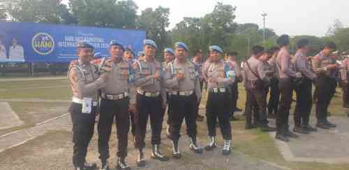 IMG-20260703-WA0004 Kanit Provos Polsek Cikupa Aipda Endang Ikuti Latihan Defile Hari Bhayangkara ke-80 di Puspemkab Tangerang