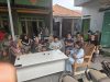 Bhabinkamtibmas Desa Pasir Jaya Sambangi Pos Kamling, Perkuat Sinergi Warga Jaga Keamanan Lingkungan