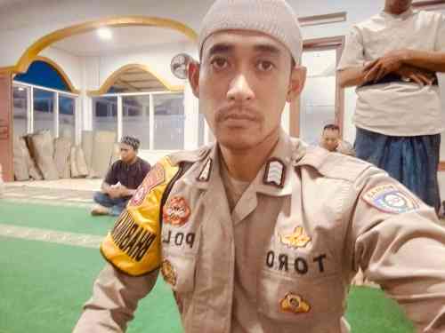 IMG-20260708-WA0004 Subuh Keliling di Masjid At Taqwa, Bhabinkamtibmas Polsek Cikupa Pererat Silaturahmi dengan Warga