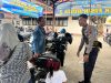 Layanan Humanis Polantas Tuban, Warga Konsultasi SIM, STNK dan BPKB Sambil Beraktivitas