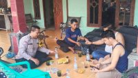 Program Polisi Peduli Pengangguran, Bhabinkamtibmas Desa Bojong Berikan Motivasi dan Edukasi kepada Warga