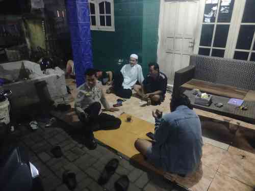 IMG-20260715-WA0063 Bhabinkamtibmas Polsek Cikupa Aktifkan Siskamling Bersama Warga, Perkuat Kamtibmas di Desa Cibadak