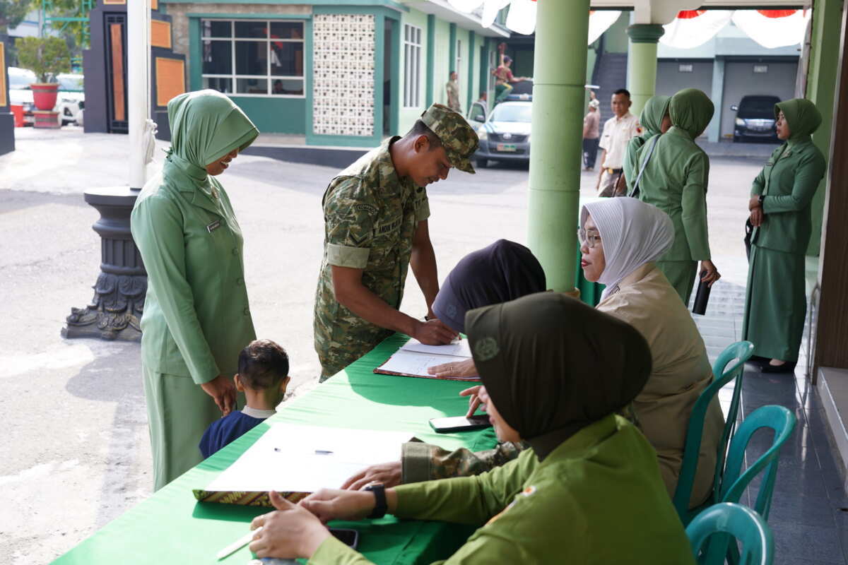 Perkuat Keharmonisan dan Pola Asuh Keluarga, Kodim 0808/Blitar Ikuti Webinar Parenting Bersama dr. Aisah Dahlan