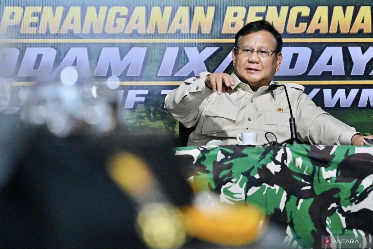 Prabowo instruksikan pembangunan hunian pengungsi di NTT tunggu BMKG