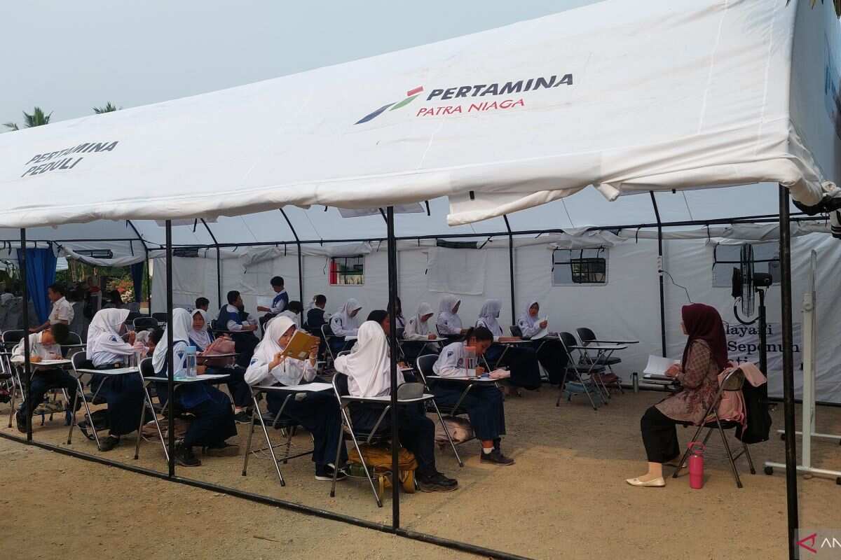 Tenda darurat Pertamina pulihkan belajar pagi siswa SMPN 19 Bengkulu