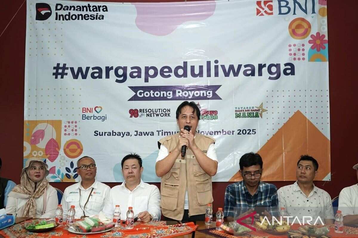 Aksi Damai Jelang Demonstrasi 27 Agustus Aksi Damai Jelang Demonstrasi 27 Agustus