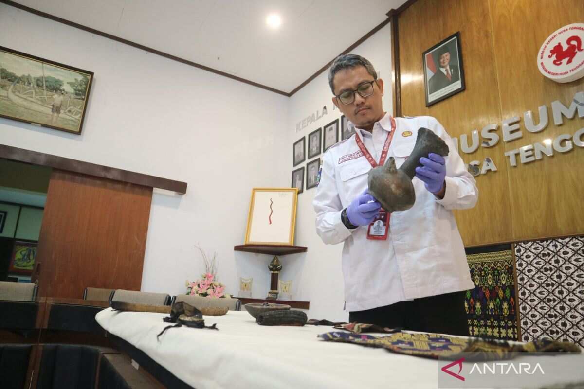 Museum NTB selamatkan artefak tersisa dari kebakaran Dusun Adat Sade Museum NTB selamatkan artefak tersisa dari kebakaran Dusun Adat Sade