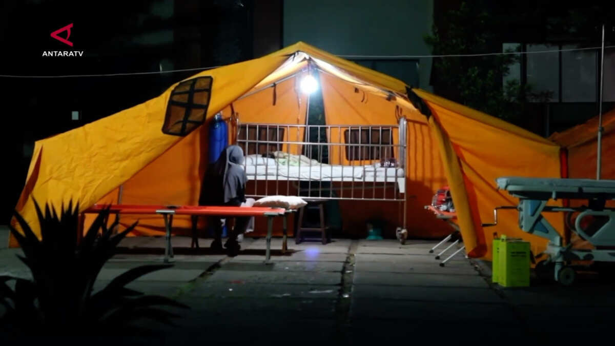 Pendataan dan Verifikasi Rumah Terdampak Gempa NTT Pendataan dan Verifikasi Rumah Terdampak Gempa NTT
