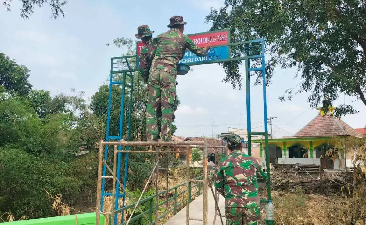 IMG-20260805-WA0095 Menyambung Asa di Brang Etan: Senyum Warga Kesongo Saat TMMD 129 Bojonegoro Bangun Jembatan Impian