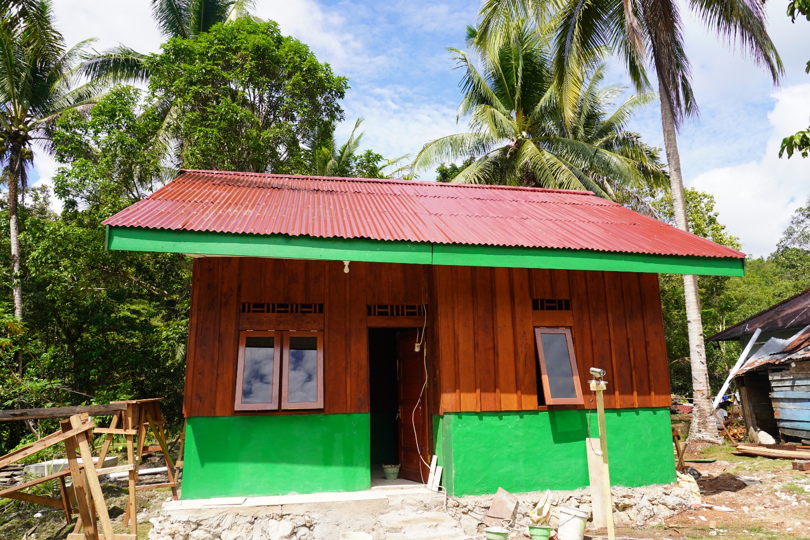 TMMD Ke-129 Bangun Rumah Kedua Type 36, Hadirkan Hunian Layak bagi Warga Kampung Sesor