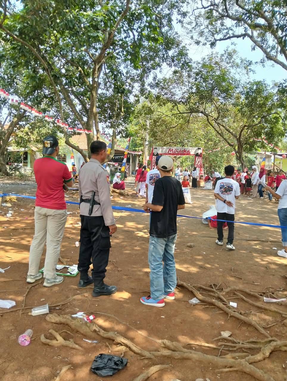 Aipda Ilyas Hadiri Perlombaan HUT ke-81 RI di Sukamulya, Perkuat Silaturahmi dengan Warga