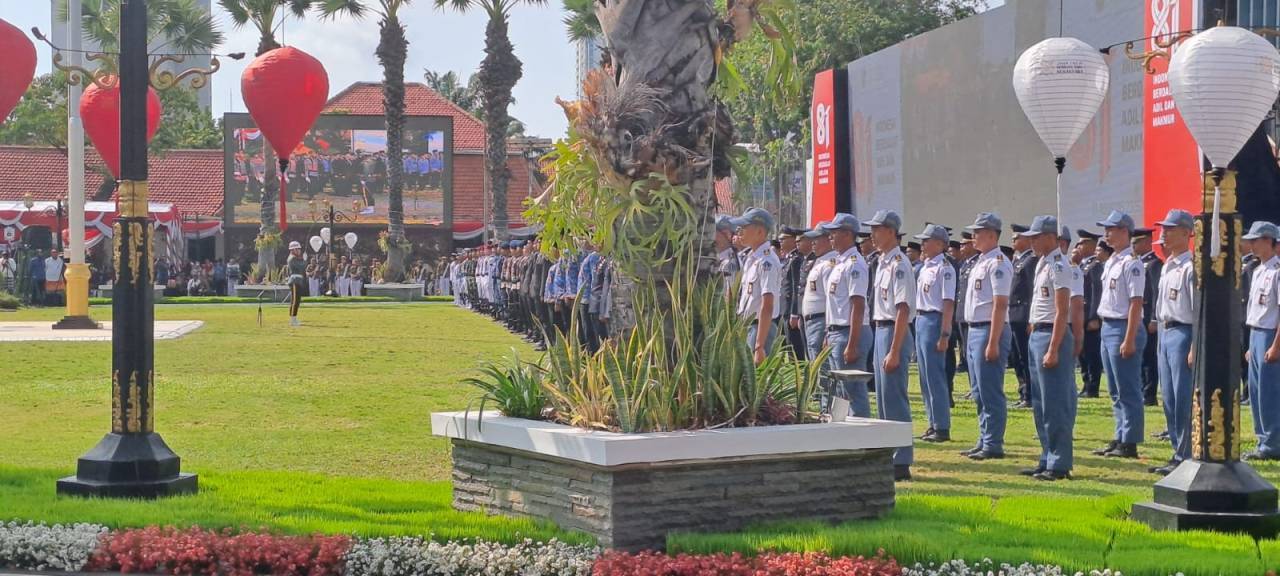 Gedung Negara Grahadi Jadi Saksi Peringatan HUT Ke-81 RI, Forkopimda Jatim Hadir dalam Upacara Kemerdekaan