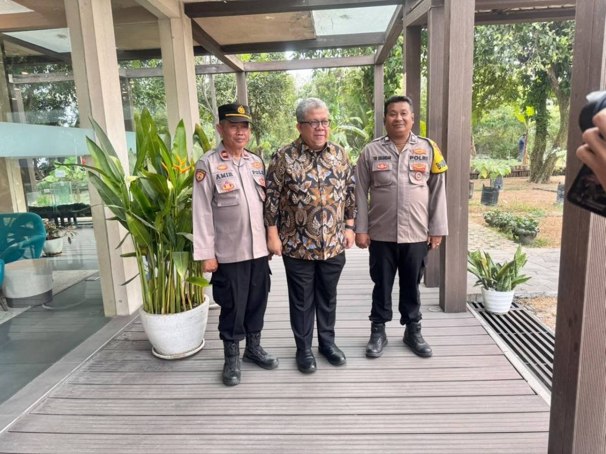 Polsek Cikupa Amankan Kunjungan Kerja Wamen Perumahan Fahri Hamzah ke PT Harapan Interaksi Swadaya