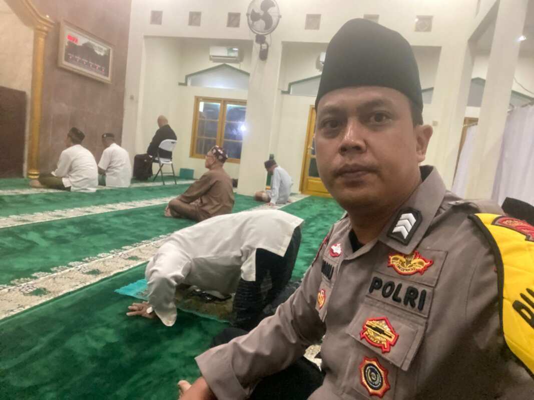 Polsek Cikupa Perkuat Kedekatan dengan Warga Lewat Program Subuh Keliling di Bunder