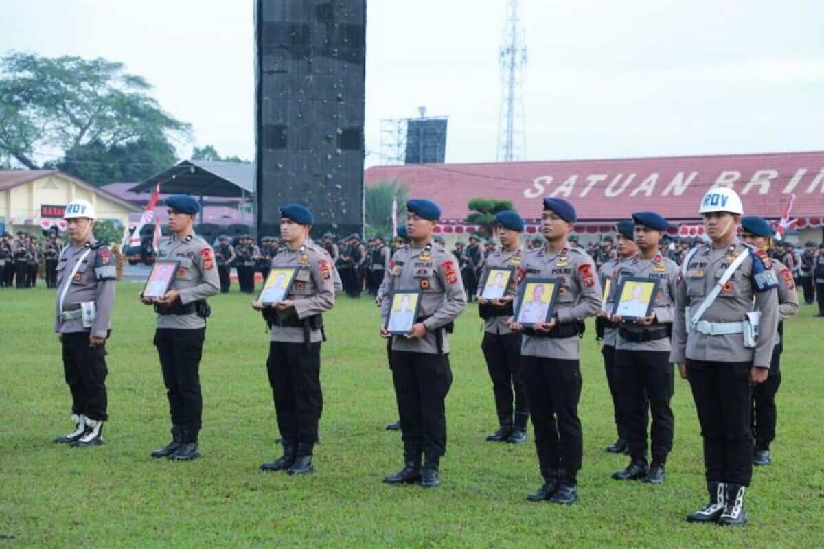 Narkoba hingga desersi, 10 personel Brimob Sumut dipecat