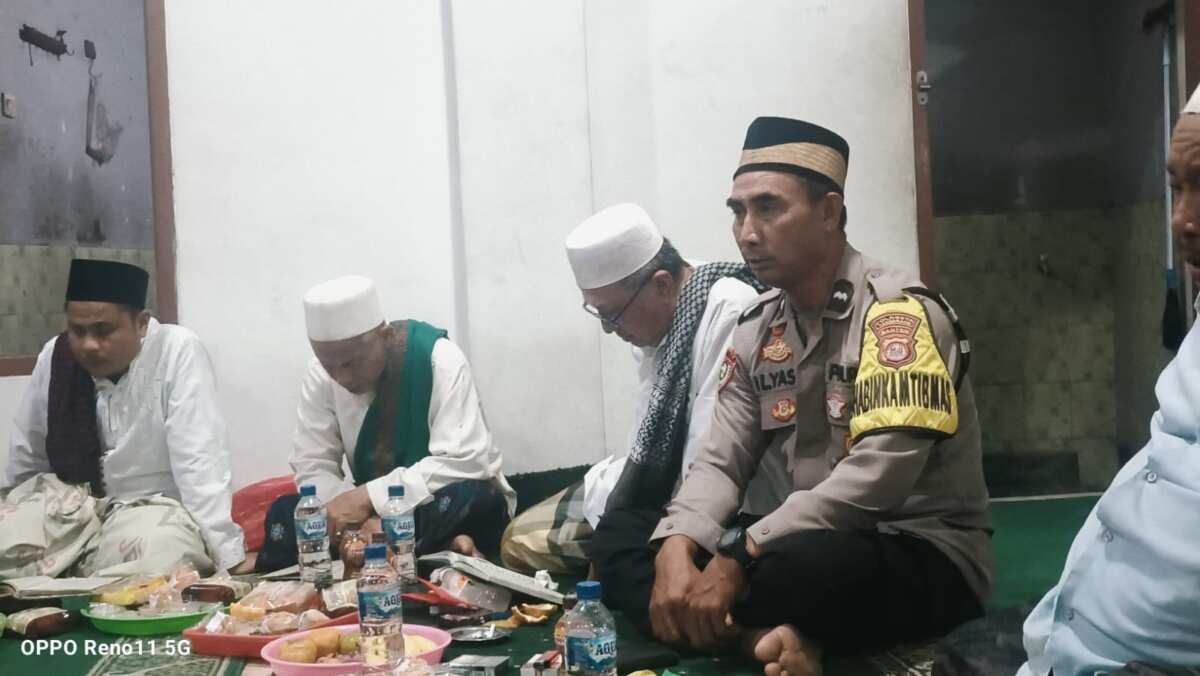 Bhabinkamtibmas Polsek Cikupa Hadiri Maulid Nabi Muhammad SAW di Mushola As Samiri