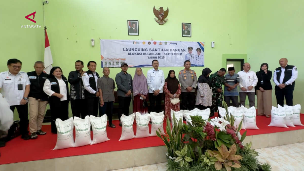 Bulog Malang salurkan 18.825 ton beras bantuan, 30 kg tiap penerima