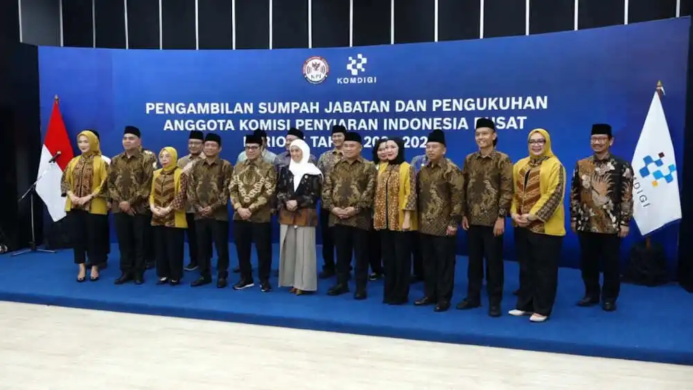 Kukuhkan 9 anggota KPI Pusat, Menkomdigi tekankan penyiaran ramah anak