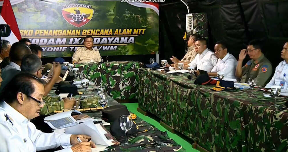 Presiden Prabowo pimpin rapat penanganan gempa NTT di Nagekeo