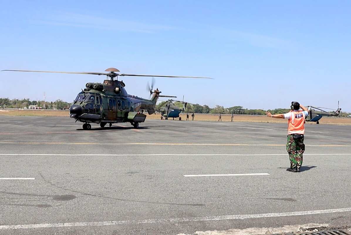 Pantau Dari Langit, Lanud Sjamsudin Noor Dukung Patroli Udara Helikopter Caracal TNI AU Dalam Penanganan Karhutla di Kasel