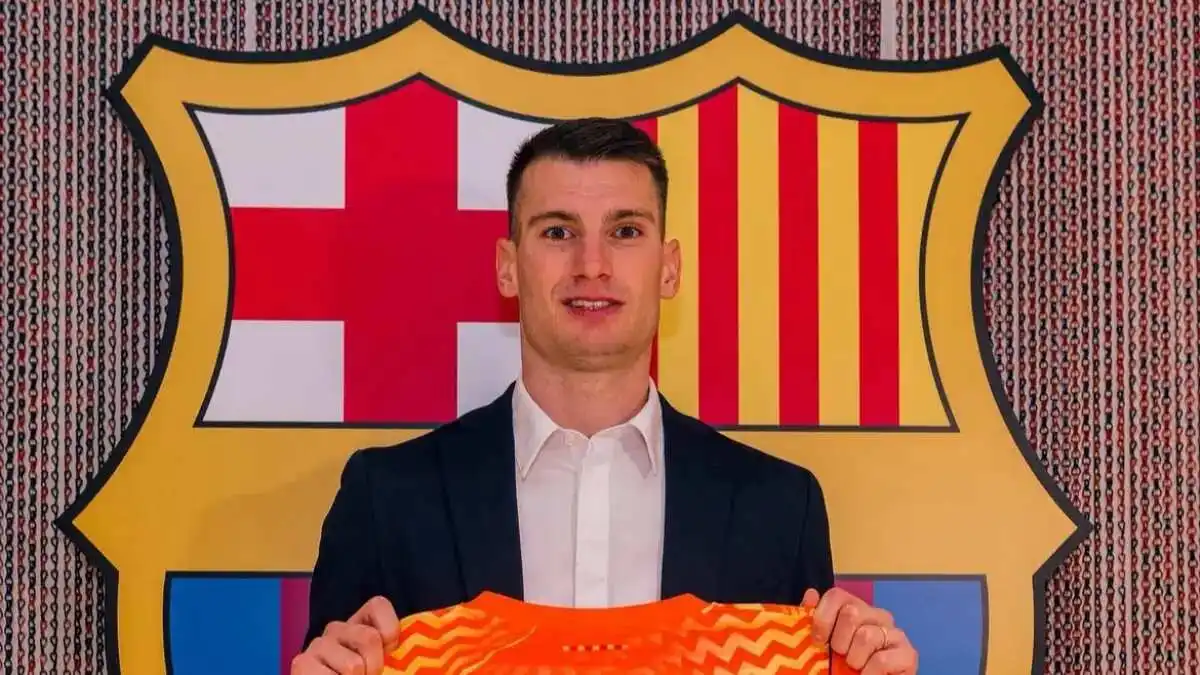 Dominik Livakovic Resmi Bergabung dengan Barcelona: Sambutan Hangat dan Harapan Besar