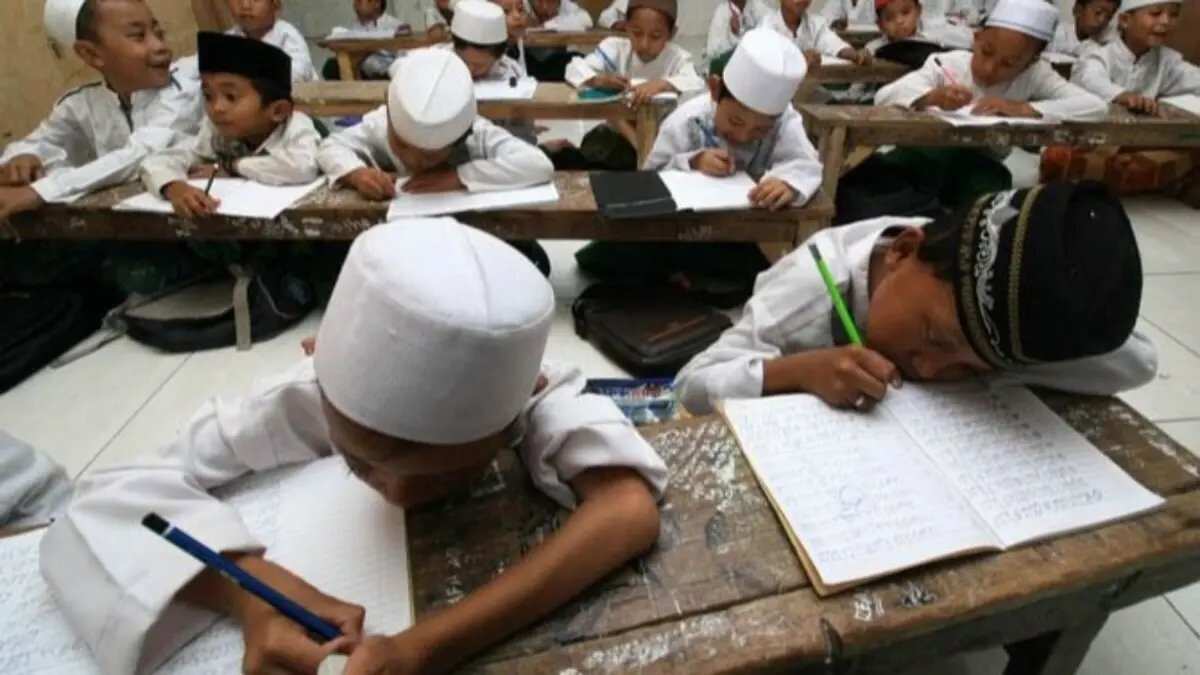 Pembelajaran Daring di Madrasah Jombang Selama Muktamar NU