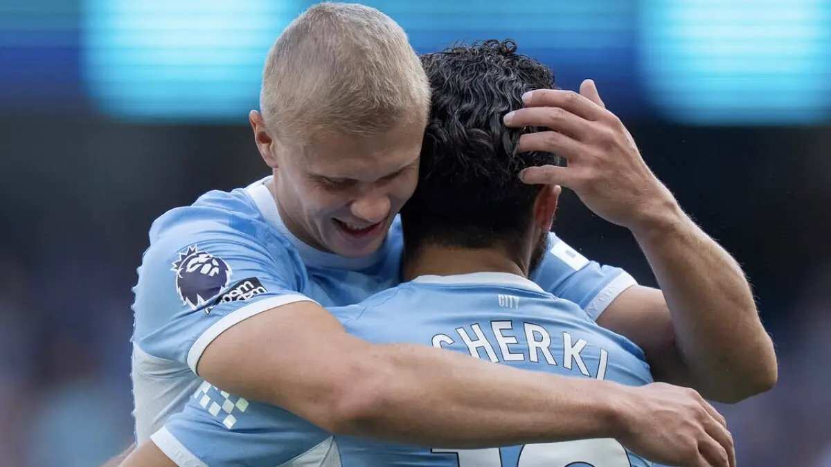 Rayan Cherki: Mengincar Prestise Kevin De Bruyne di Matchweek Pertama Rayan Cherki: Mengincar Prestise Kevin De Bruyne di Matchweek Pertama