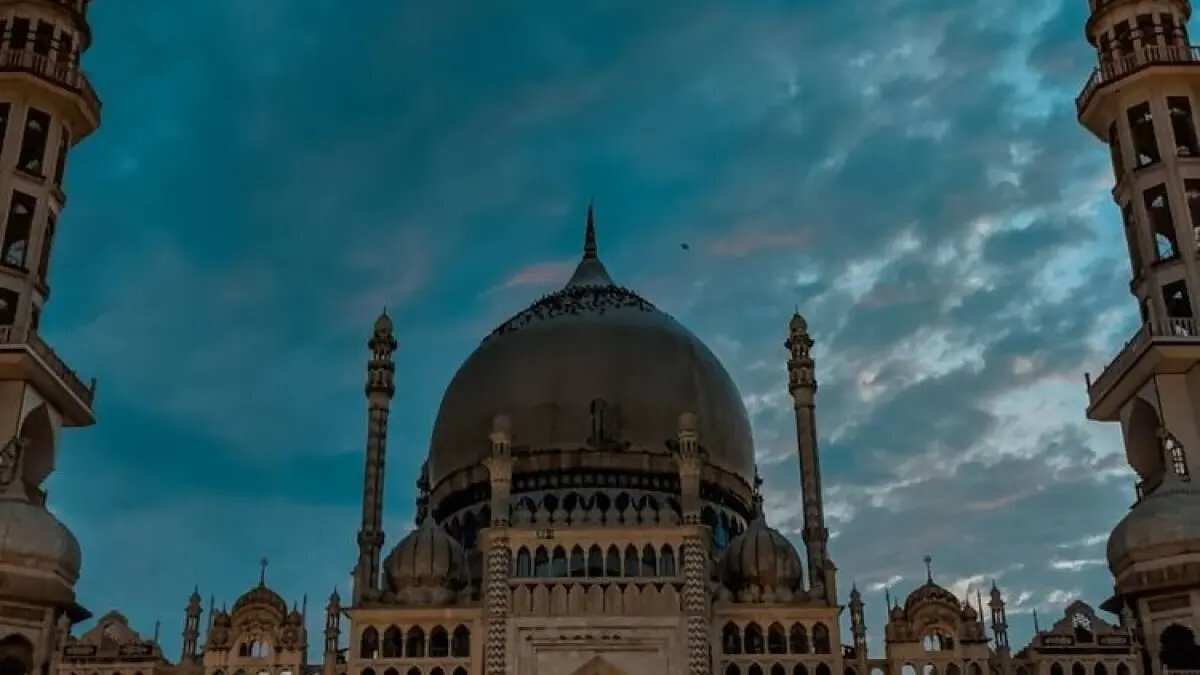 Jadwal Waktu Shalat Cirebon dan Sekitarnya Jadwal Waktu Shalat Cirebon dan Sekitarnya
