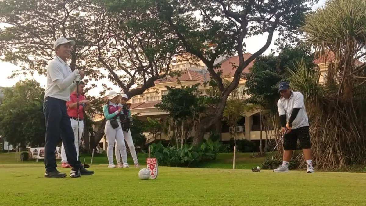 Golf Armour Ajak Pegolf Nyaman Bermain