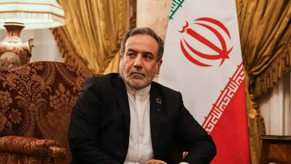 Iran Perkuat Hubungan dengan Negara Muslim Tetangga