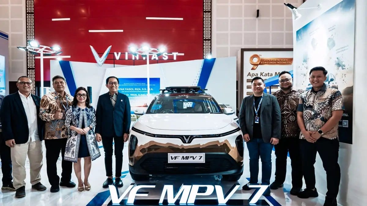 VinFast Perkenalkan Program Drive Worry Free di GIIAS Surabaya 2026