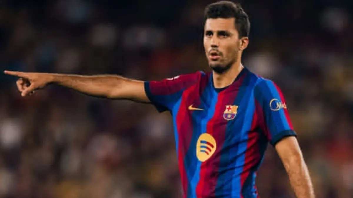 Debut Rodri di Barcelona: Pemain Sempurna Menurut Hansi Flick
