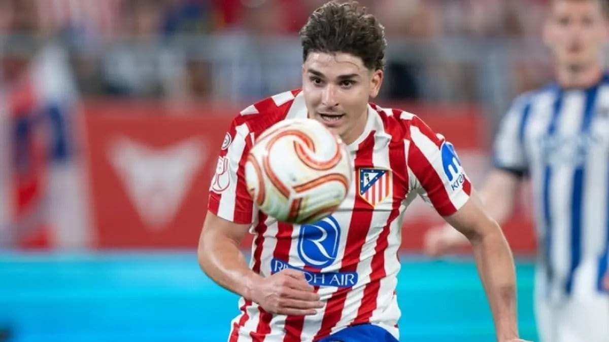 Tanggapan Barcelona Terhadap Kritikan Gil Marín Mengenai Julián Álvarez Tanggapan Barcelona Terhadap Kritikan Gil Marín Mengenai Julián Álvarez