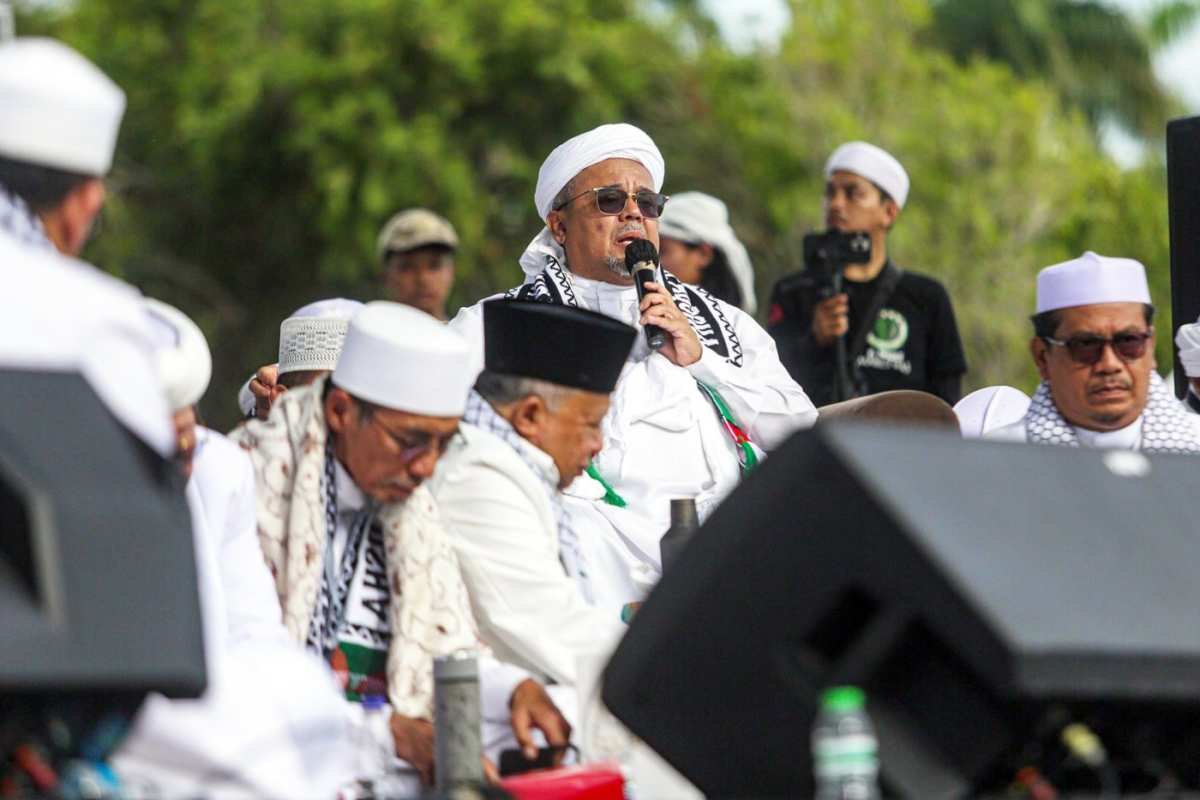 Pernyataan Keras Habib Rizieq Terkait Ormas Preman Pernyataan Keras Habib Rizieq Terkait Ormas Preman