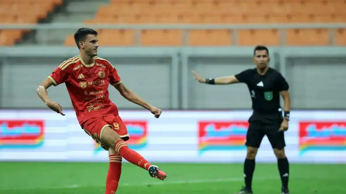 Peran Cyrus Margono dalam Kepindahan Alexander Jeremejeff ke Persija Jakarta Peran Cyrus Margono dalam Kepindahan Alexander Jeremejeff ke Persija Jakarta
